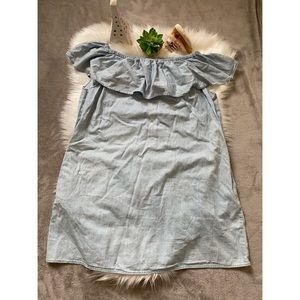 NWOT Vanilla Star Chambray off the shoulder dress